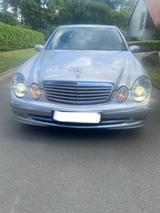 Mercedes-Benz Mercedes Benz E 320 CDI - Mercedes-Benz E 320 aus 2003: Cdi