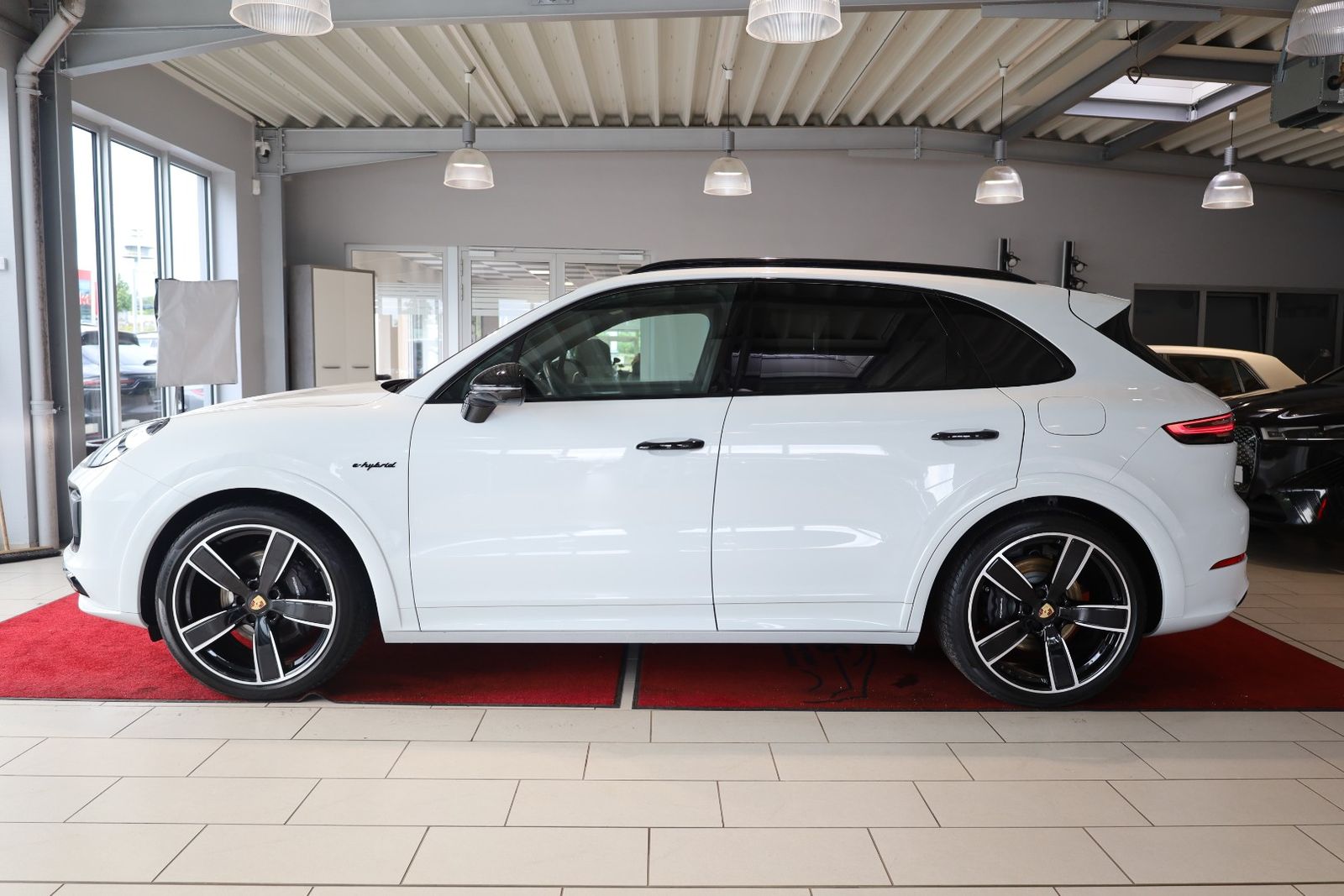 Porsche Cayenne E-Hybrid Platinum Edition foto 2