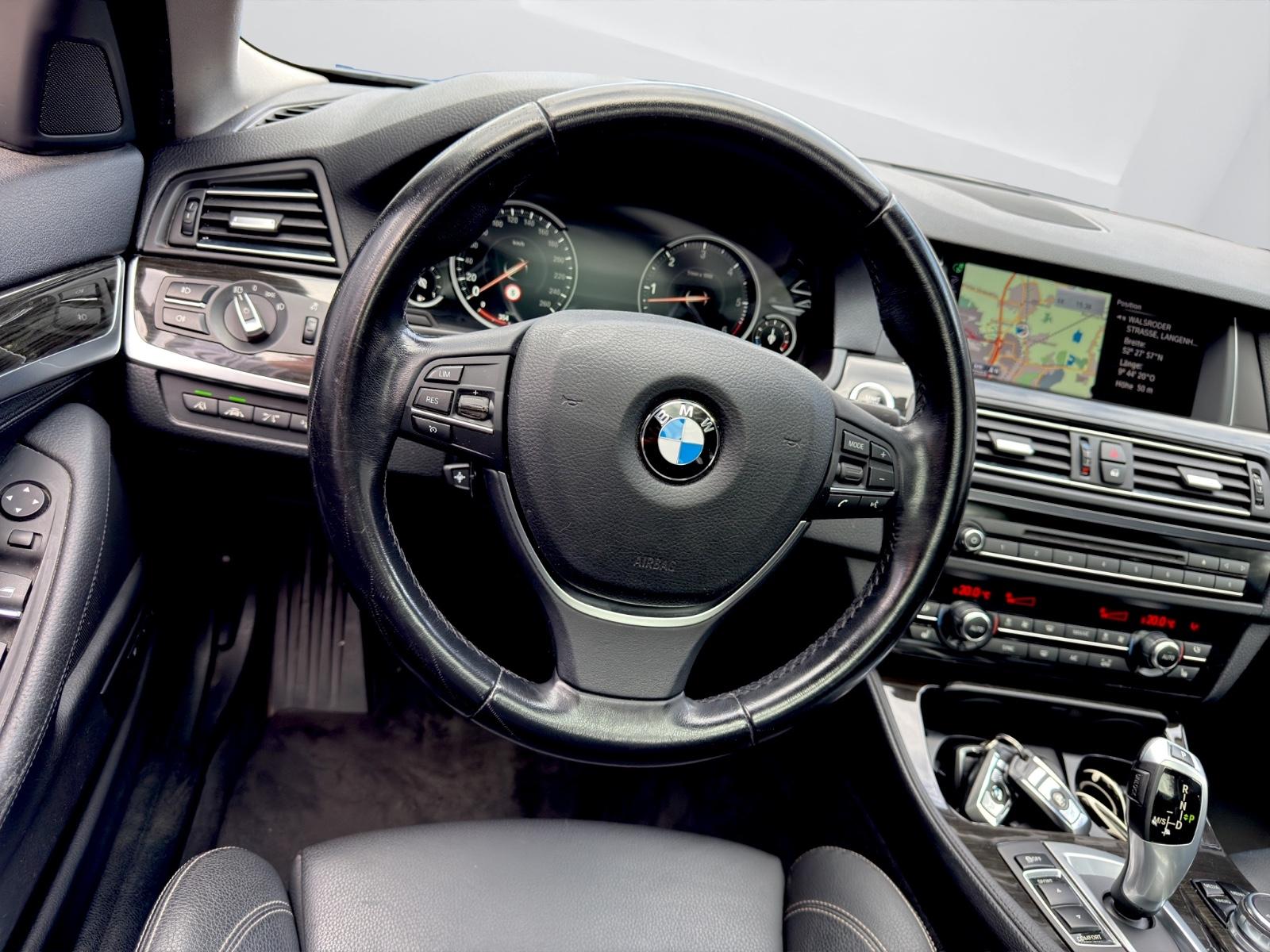 BMW 530 d xDrive+Navi+Kamera+Head-Up+Panaroma+8XLM