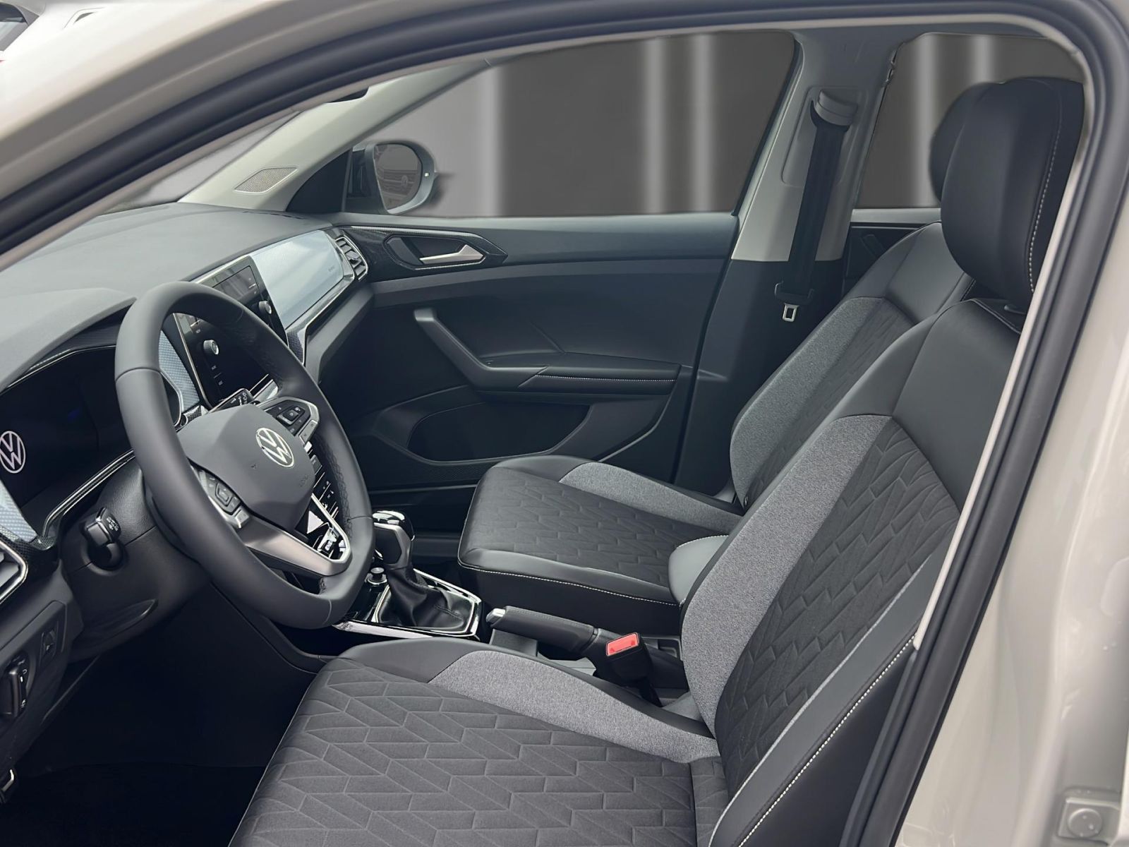 Volkswagen T-Cross - Bild 9
