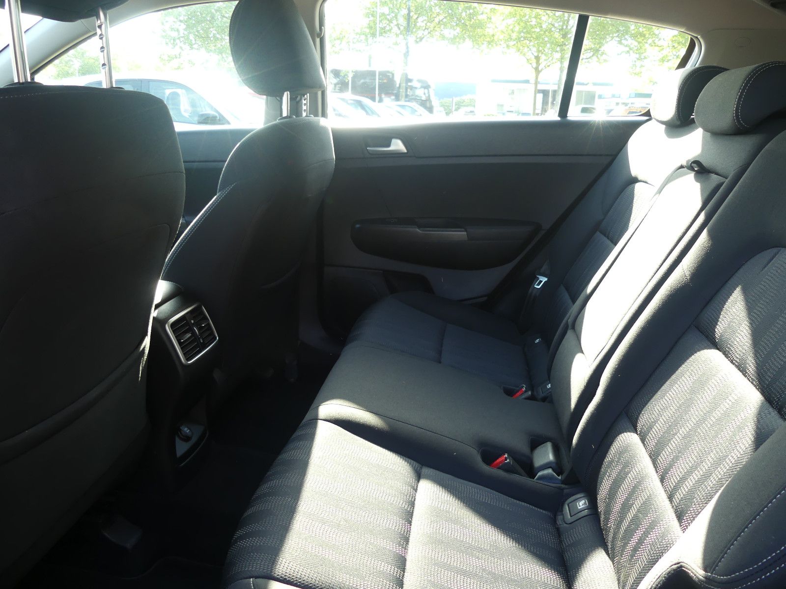 Kia Sportage Final Edition 2WD foto 16