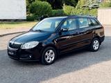 Skoda Fabia Combi Elegance 1.6 *Automatik*1.Hand*Tüv N - Skoda Fabia: Elegance