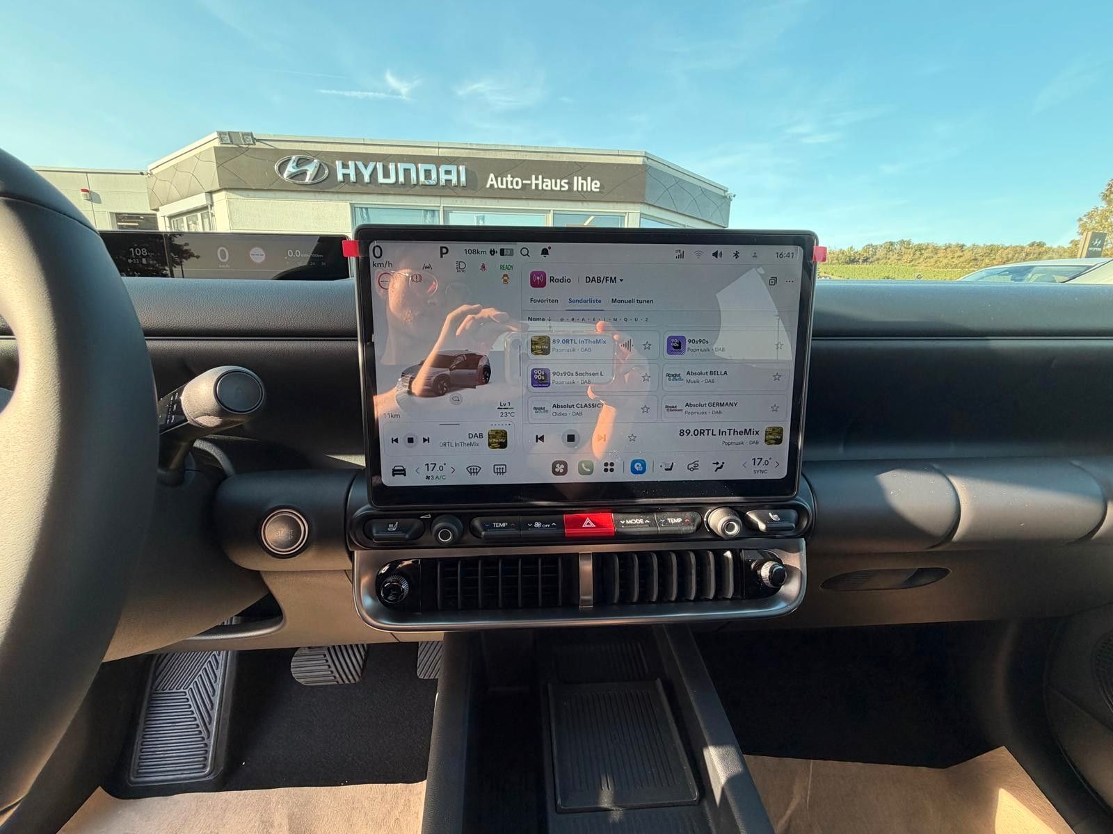 Hyundai IONIQ 3 – Bild 21