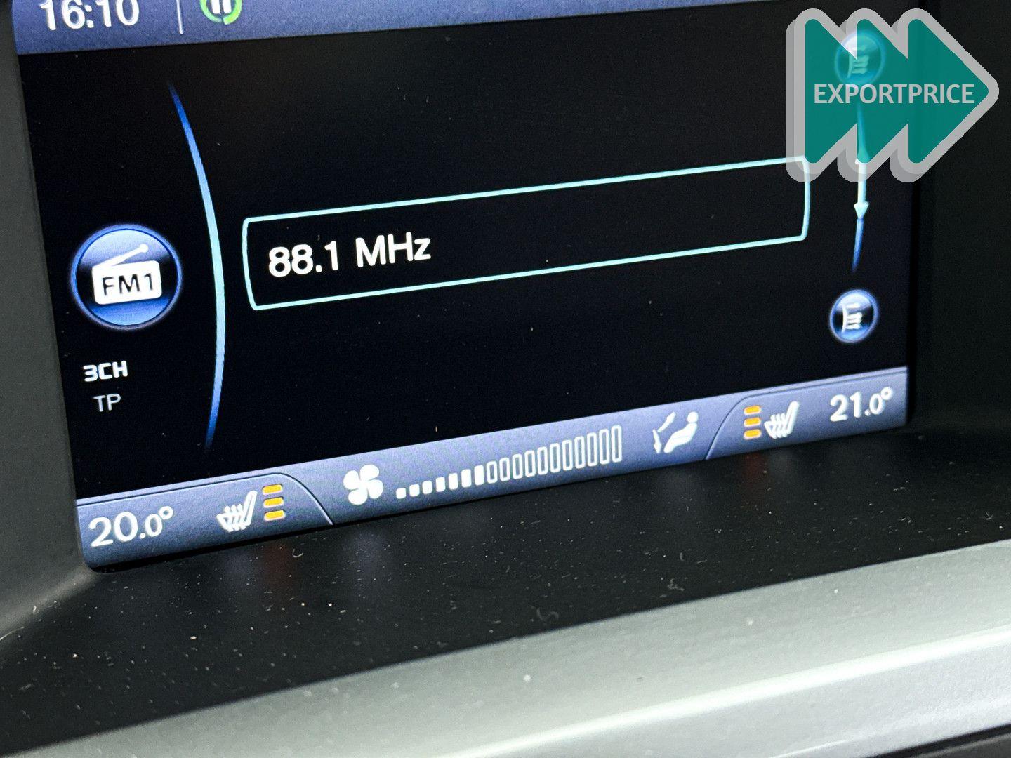 Volvo V60 2013 — photo 22