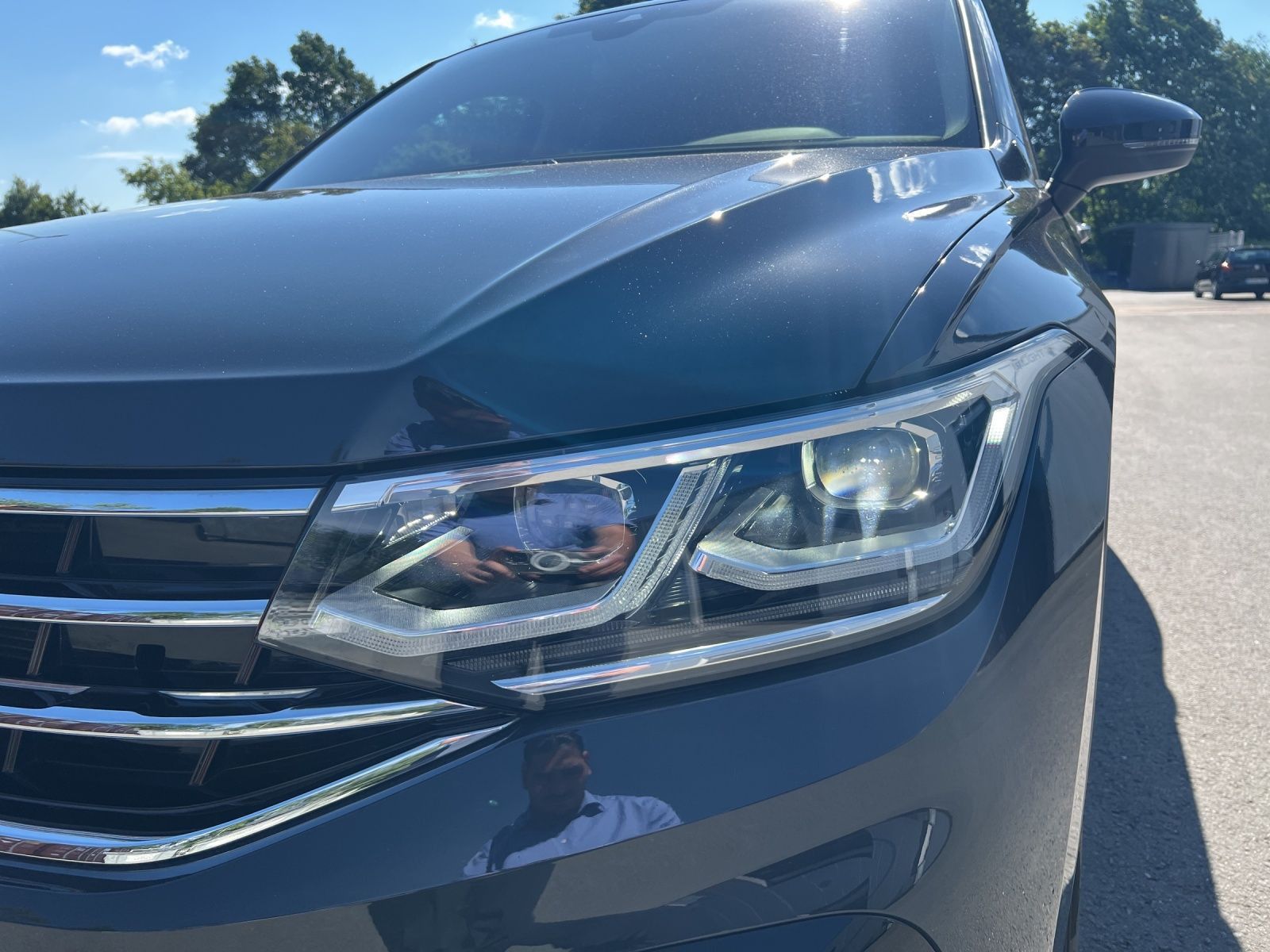 Tiguan Elegance 2.0 TSI DSG 4M ACC*AHK*Navi*Kame