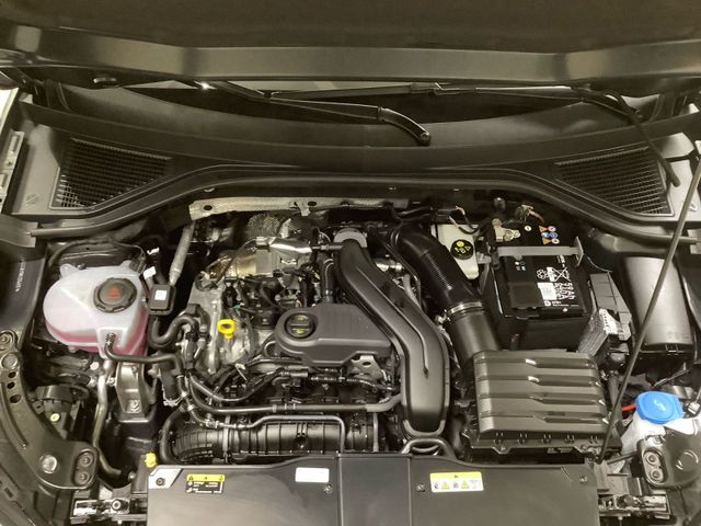 T-ROC MOVE 1.5 TSI DSG  LED, NaviACC, SHZ