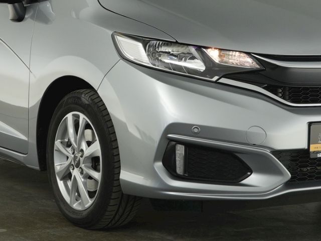 Jazz i-VTEC COMFORT+SITZHEIZUNG+PARKPILOT VO+HI+