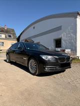 BMW 750Li xDrive LCI 4.4l V8 Twin Turbo 3.Hand  - gebrauchte BMW 750 aus dem Jahr 2012