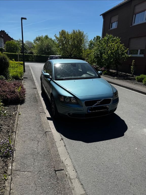 Volvo S40