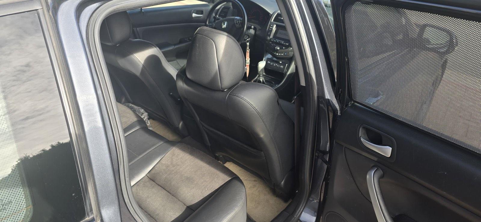 Honda Accord 2005 — photo 12