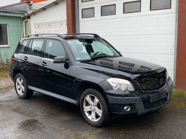 Mercedes-Benz GLK 320 CDI 4Matic*LEDER*NAVI*