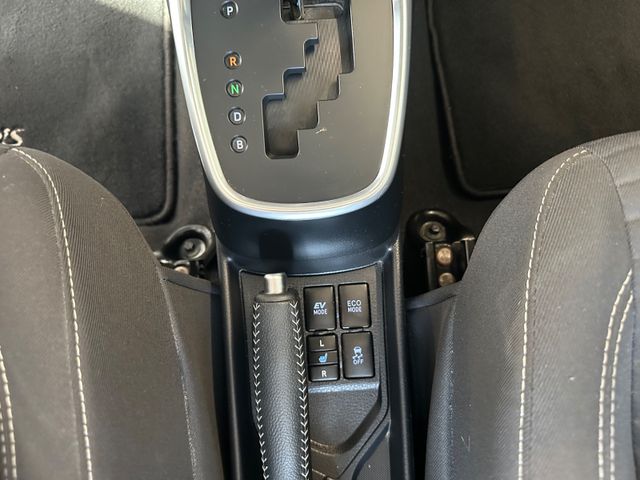 Toyota Yaris Hybrid Team D