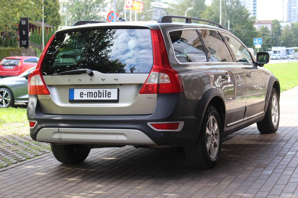 Volvo XC70