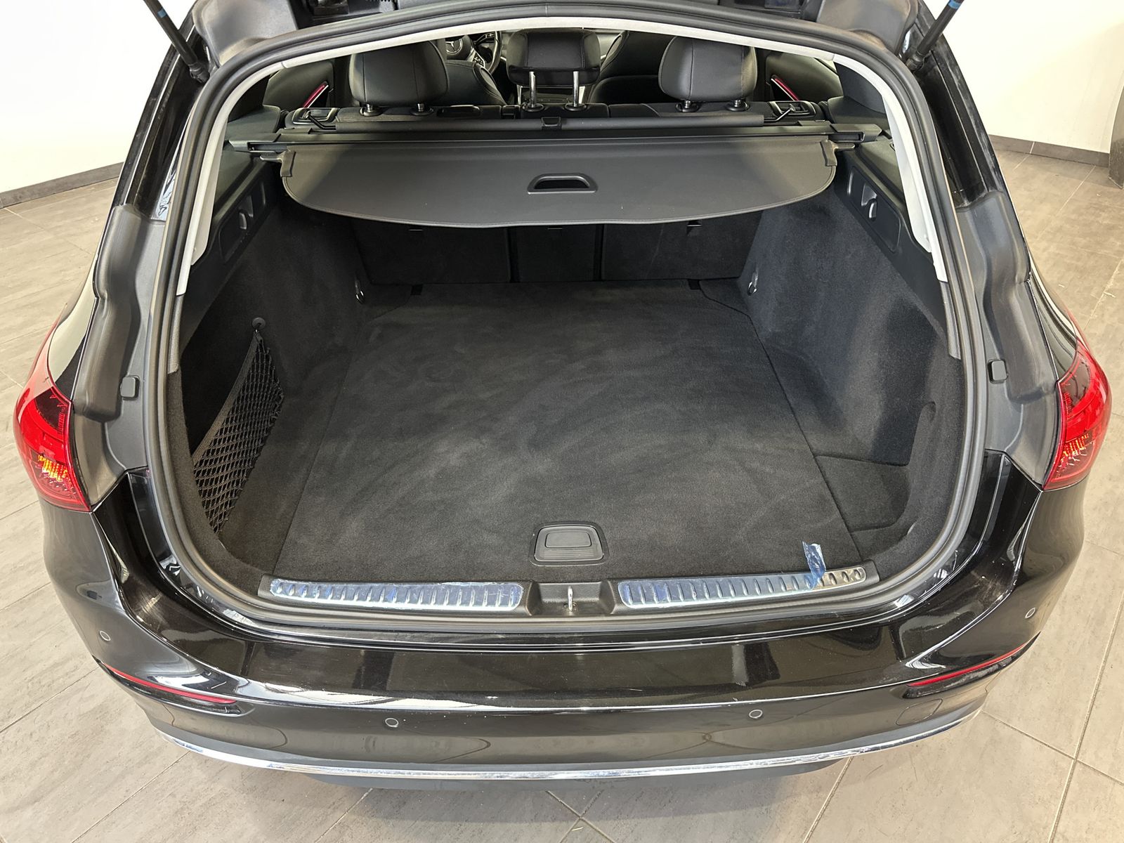 Fahrzeugabbildung Mercedes-Benz C 220d T Avantgarde NAV+LED+KAMERA+CARPLAY+VCOCK