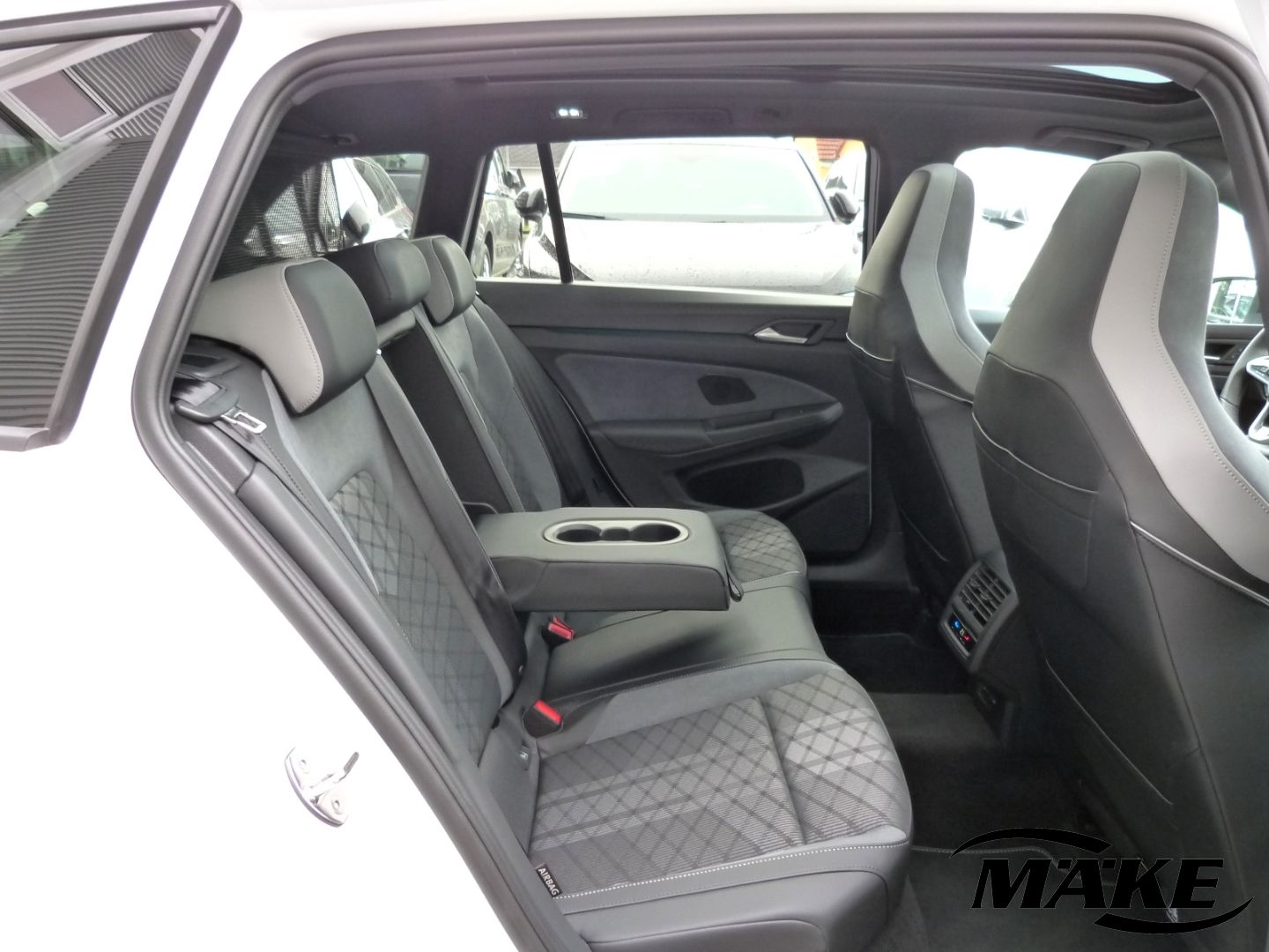 Golf Variant 2,0 TDI DSG,R-Line,ACC,AHK,IQ-Light