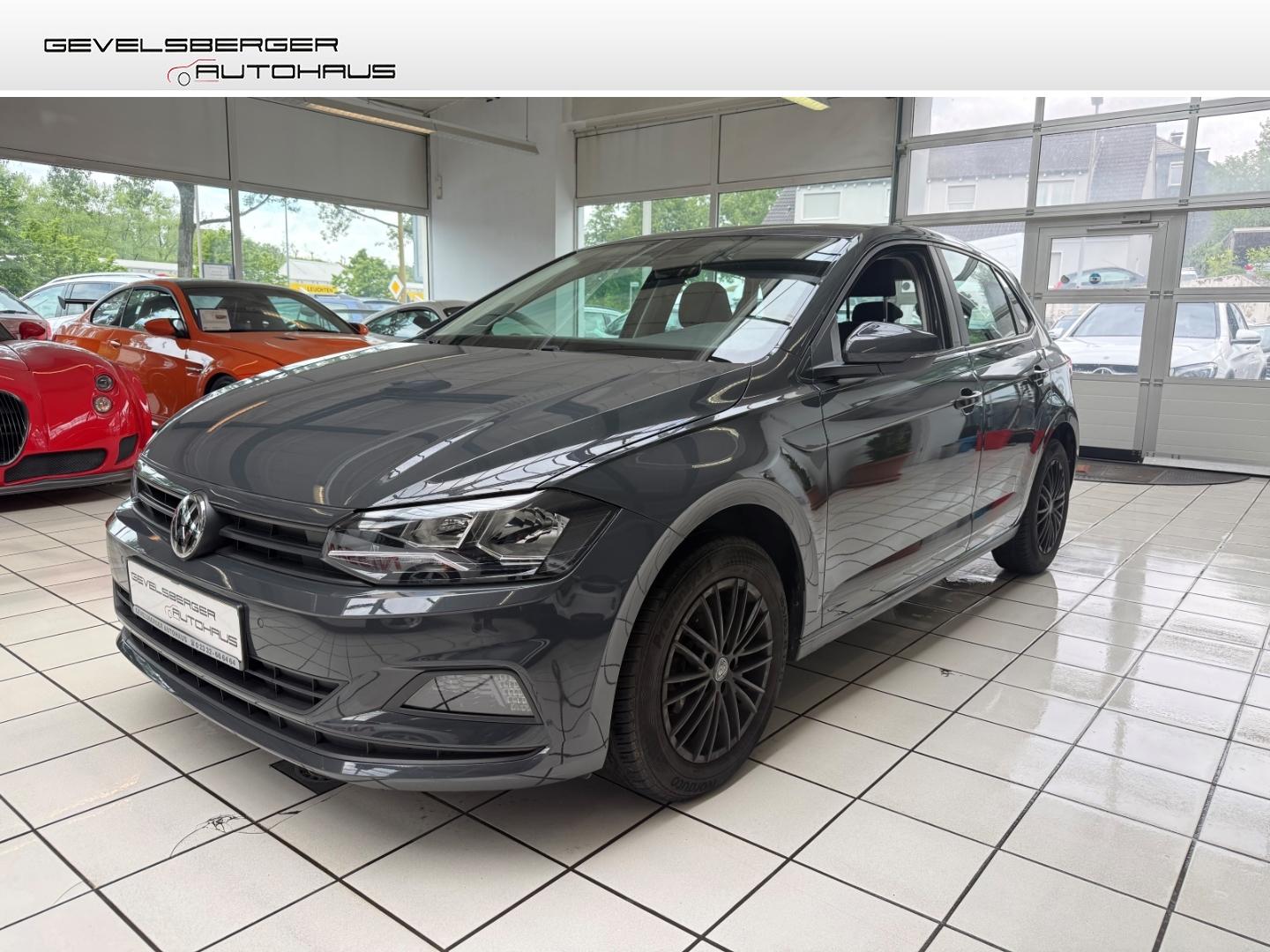 Volkswagen Polo VI Trendline PDCv+h Berganfahrass. Kollisio