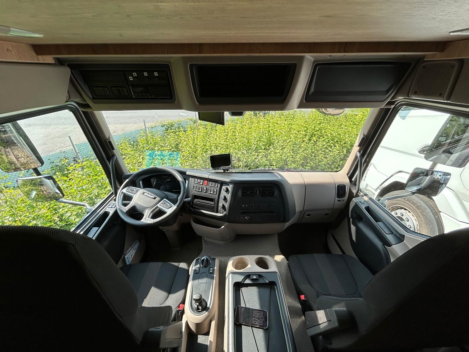 Fahrzeugabbildung DAF XB 290 FA