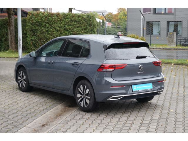 Golf VIII 2.0 TDI Move DSG *Navi*R-Kamera*AHK*