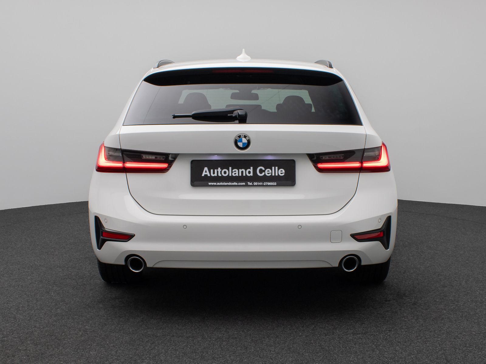 Fahrzeugabbildung BMW 320d xD Panorama DAB PDC Geschwindigkeitsreg LED