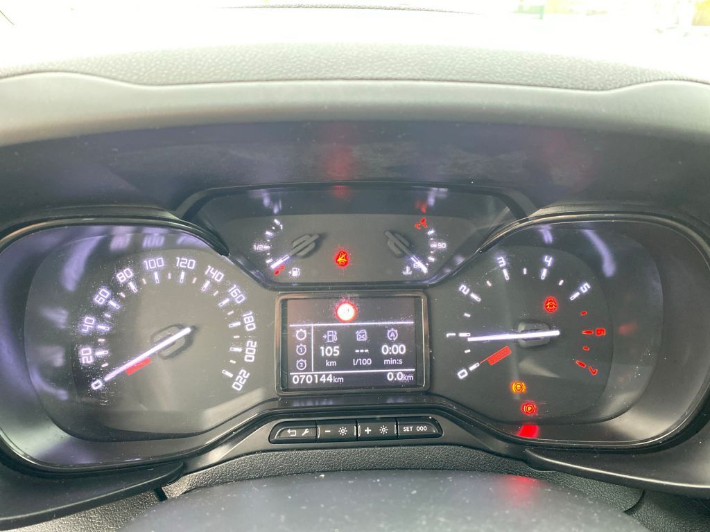 Fahrzeugabbildung Citroën Berlingo M Benzin 110 FEEL *PDC*Klima*Bluetooth*