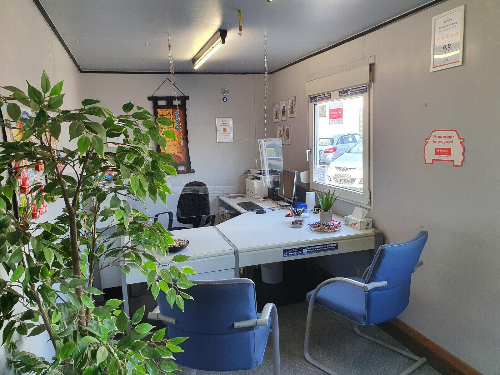 showroom-image-bottom