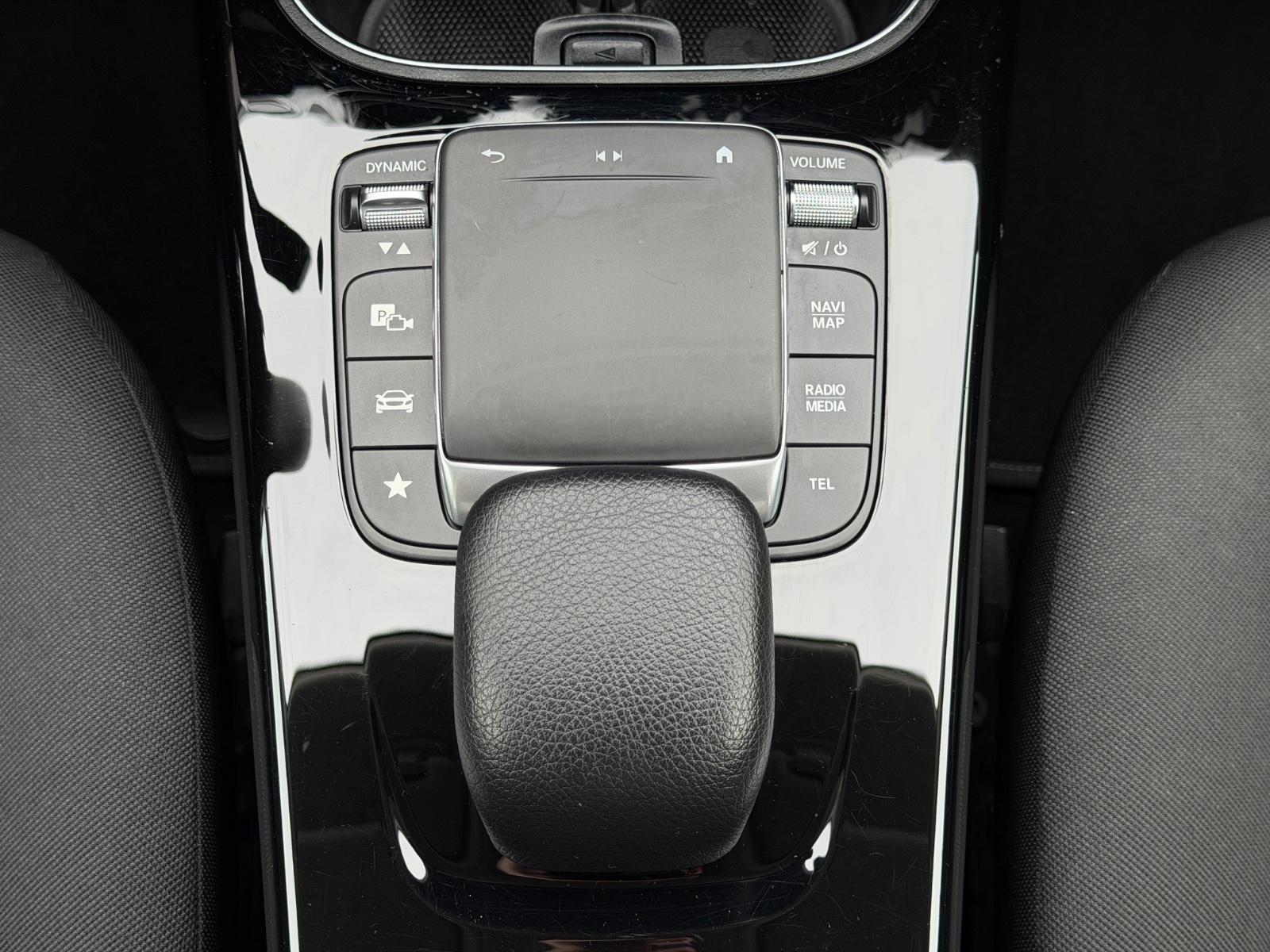 Mercedes-Benz A-Class d 8G-DCT CarPlay Spur DAB MBUX PDC SHZ Alu, миниатюра 23