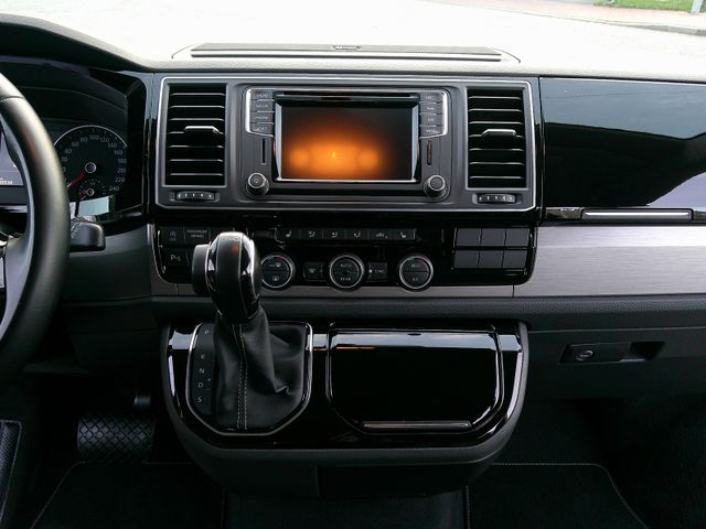 Volkswagen Multivan Generation Six AHK-LEDER-BI-Xenon