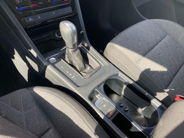 Touran Move 1.5 TSI Navi ACC Apple CarPlay