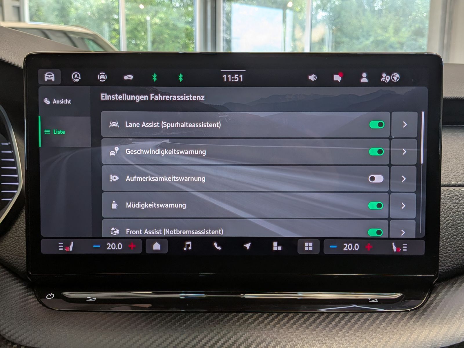 Fahrzeugabbildung SKODA Octavia 1.5 TSI Sportline MATRIX PANO AHK 5J-Gar