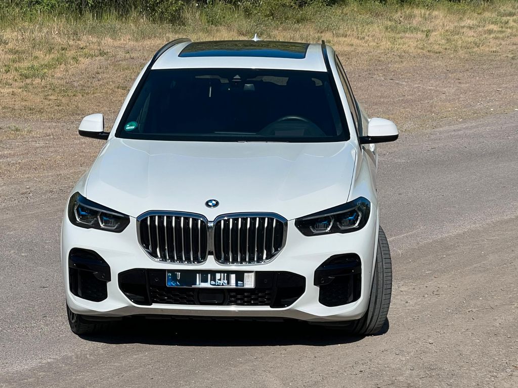 Image of BMW X5
