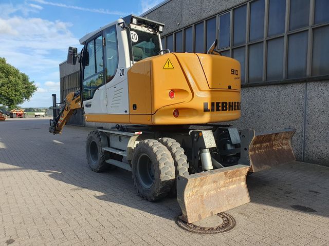 Liebherr A910 Compact, Orig. 2680h, SW33 Likufix