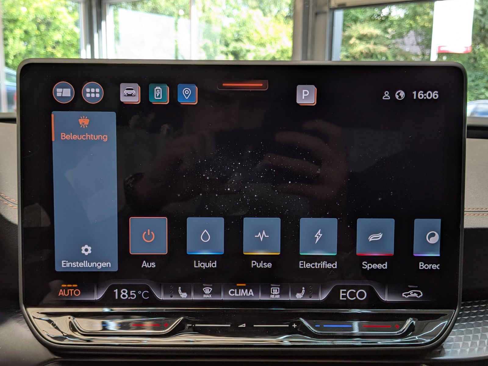Fahrzeugabbildung CUPRA Leon 1.5 e-Hybrid MATRIX*ACC*EDGE*CARPLA*SoH100%
