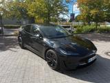 Tesla Model 3 Allradantrieb mit Dualmotor Performa... - Tesla Model 3 aus 2024