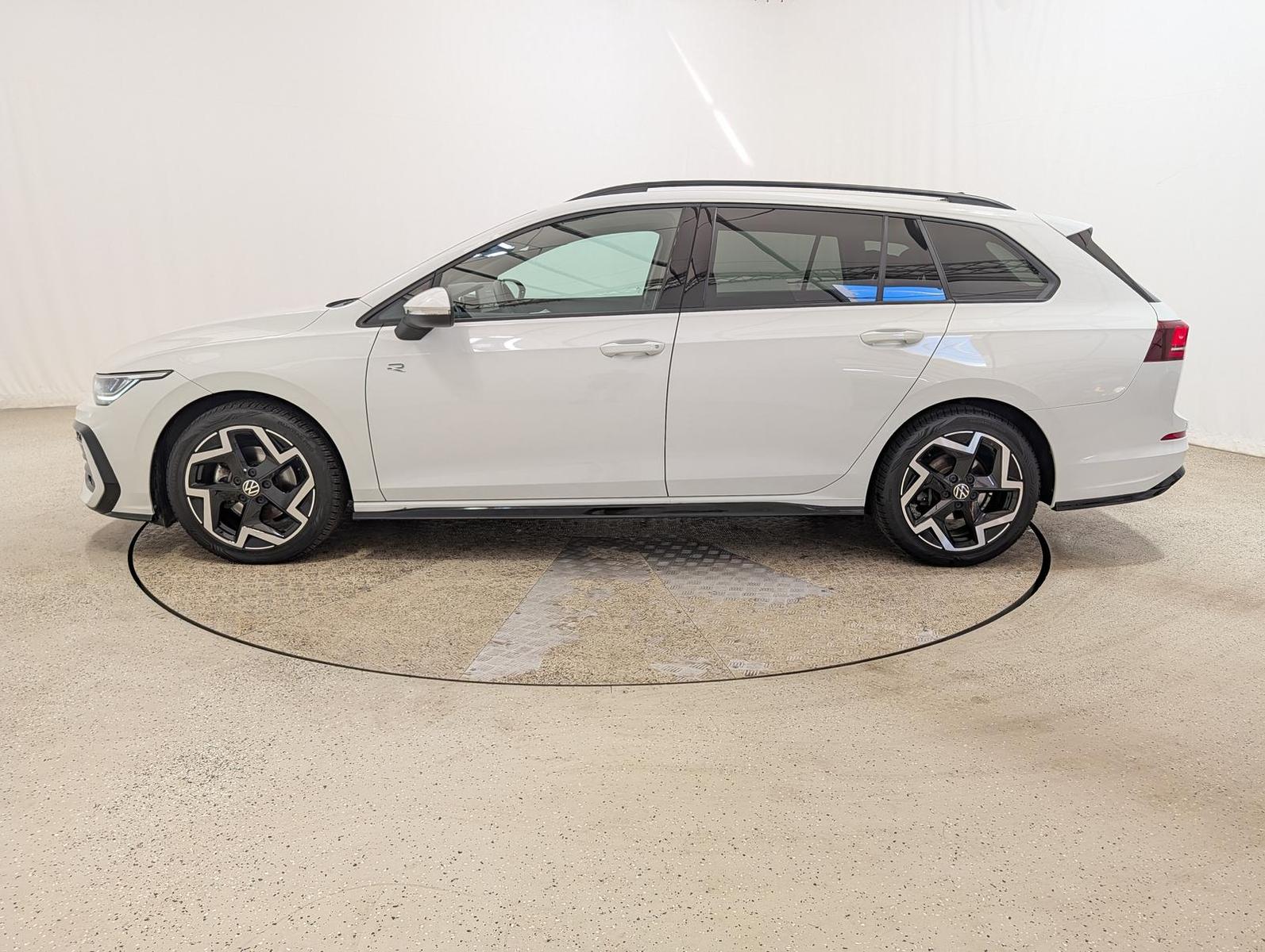 Volkswagen Golf Variant 1.5 eTSI DSG R-Line ACC Winter Kam., миниатюра 20