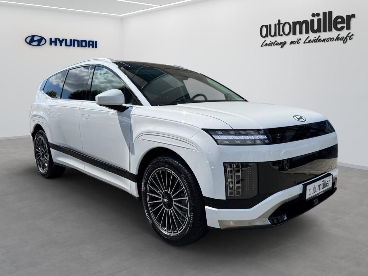 Fahrzeugabbildung Hyundai IONIQ 9 UNIQ *Pano*Relax-Paket* 2xKlima 360 ACC
