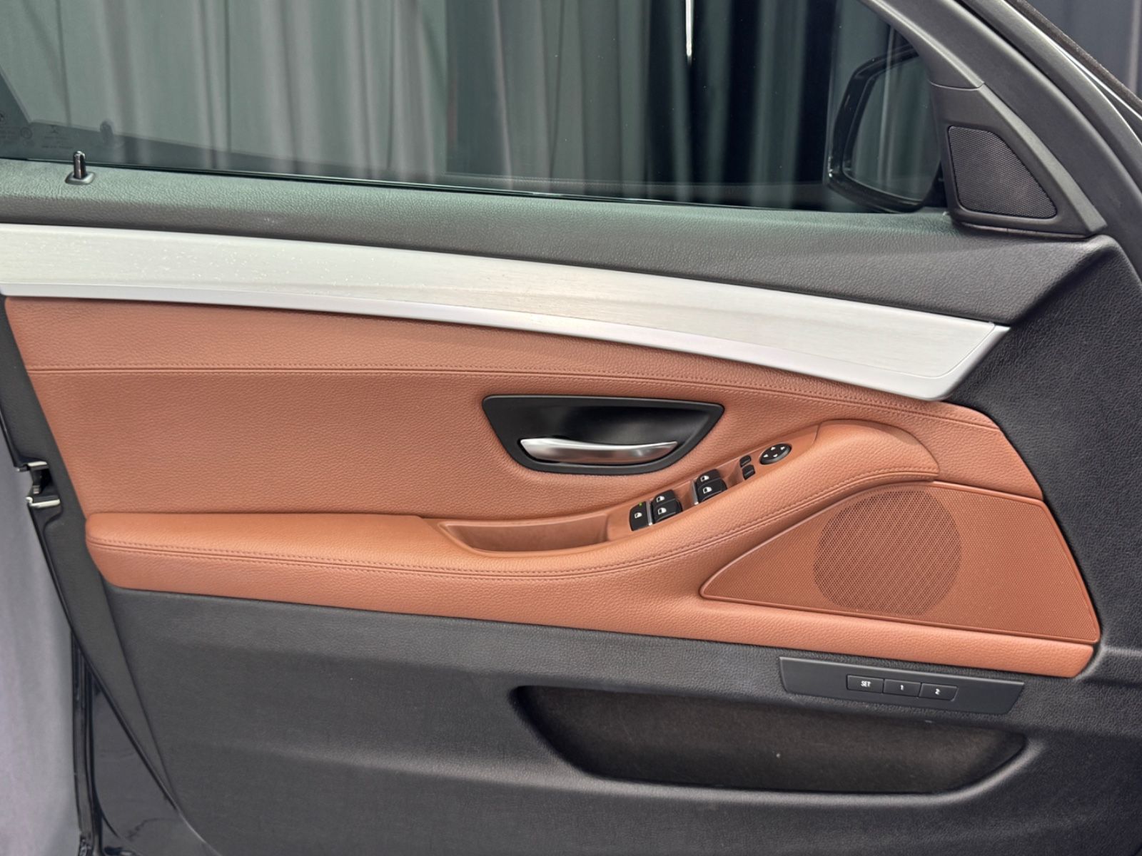 Fahrzeugabbildung BMW 535 d xDrive Touring|KOMFORTSITZE|PANO|M-PAKET|