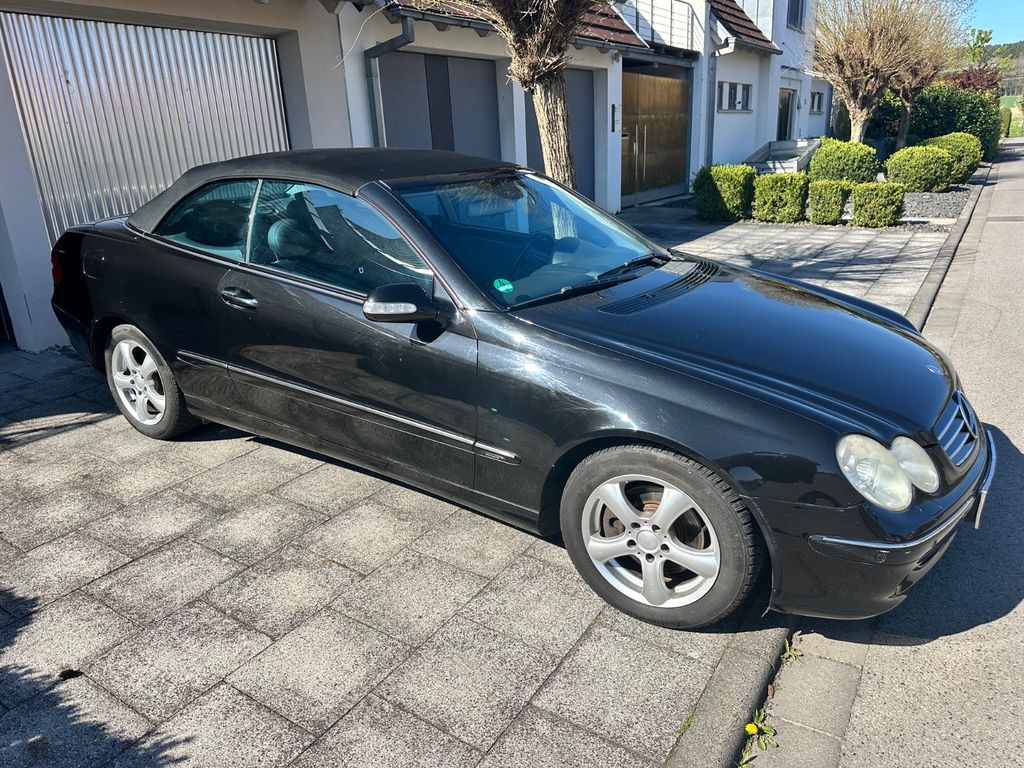Mercedes-Benz CLK 320