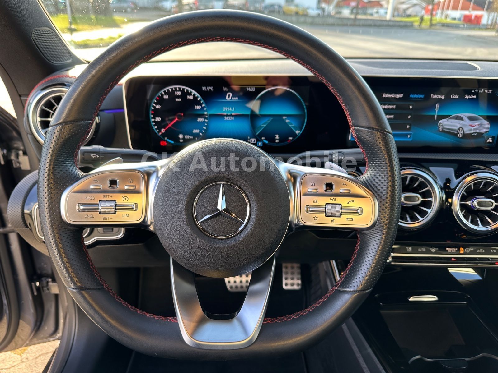 Fahrzeugabbildung Mercedes-Benz CLA 200 AMG-Line/Night-Paket/Navi/LED/AHK