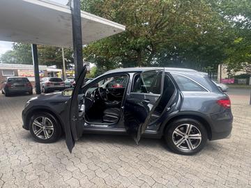 صورة 9 لـ 2015 Mercedes-BENZ GLC