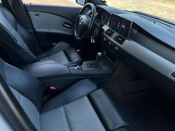 BMW 523 - 11