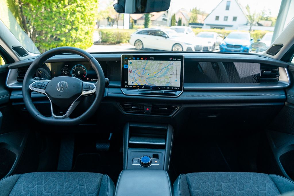 VW Tayron 1.5 eTSI Life/ AHK/ IQ DRIVE/ PANO/ ACC VW Tayron 1.5 eTSI Life/ AHK/ IQ DRIVE/ PANO/ ACC