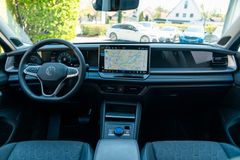 VW Tayron 1.5 eTSI Life/ AHK/ IQ DRIVE/ PANO/ ACC VW Tayron 1.5 eTSI Life/ AHK/ IQ DRIVE/ PANO/ ACC