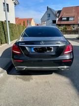 Mercedes-Benz E 400 4MATIC AVANTGARDE Autom. AVANTGARDE