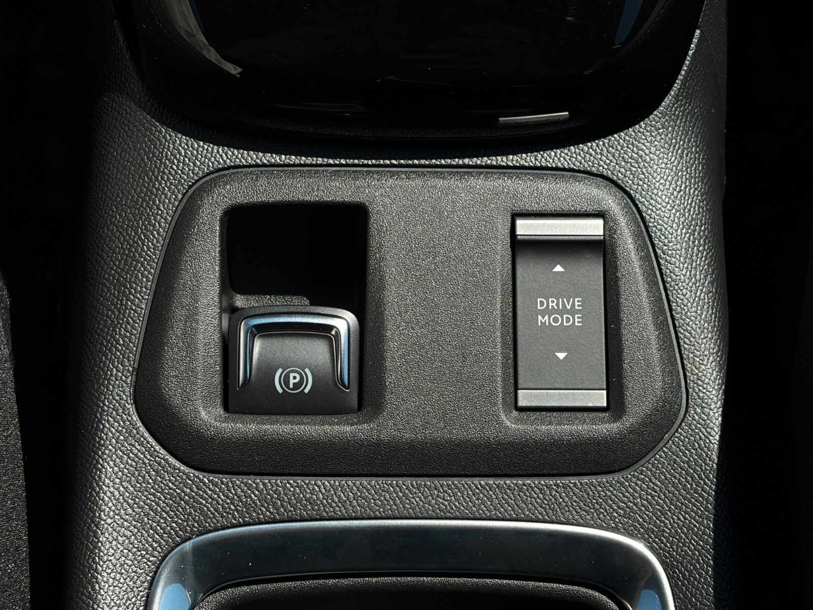 Fahrzeugabbildung Opel Corsa F GS 1.2 Turbo LHZ SHZ CAM LED CarPlay