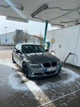 BMW E90 318i Facelift - BMW 3er E90 mit Facelift