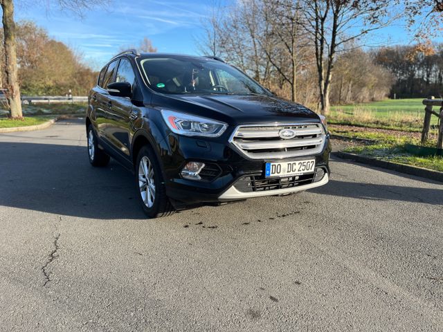 Ford Kuga 2,0 TDCi 4x4 110kW Titanium Titanium