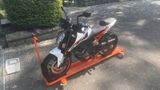 KTM 125 Duke, Akrapovic Auspuff