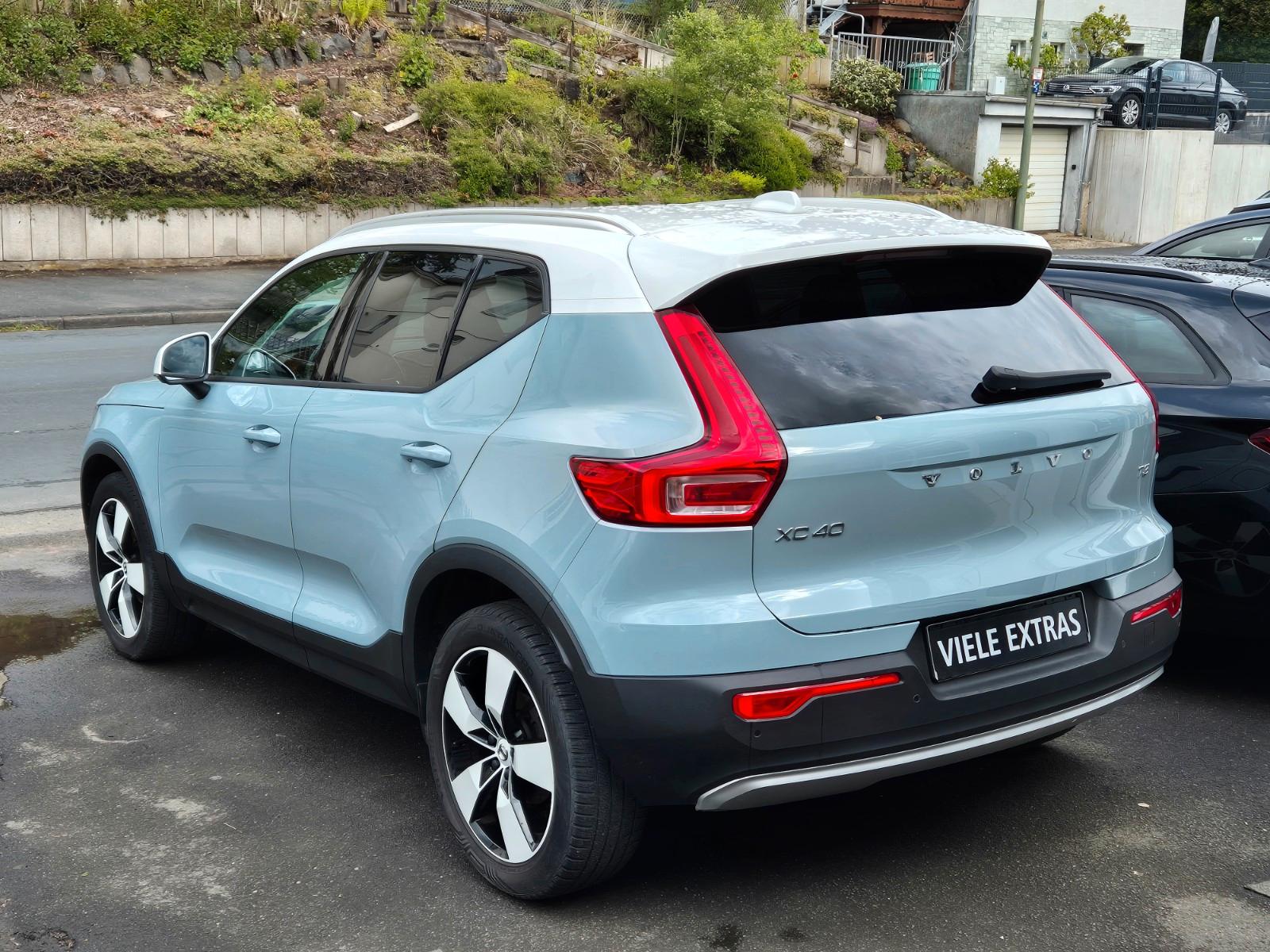 Volvo XC40 1,5 Momentum/Bicolor/Sound/Motorhaube Hagel