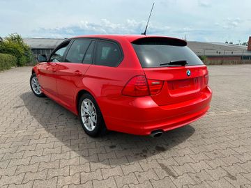 BMW 320 - 4