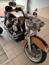 Harley-Davidson FLHRC Road King Classic ABS Jubiläumsmodell - HARLEY-DAVIDSON ROAD KING CLASSIC